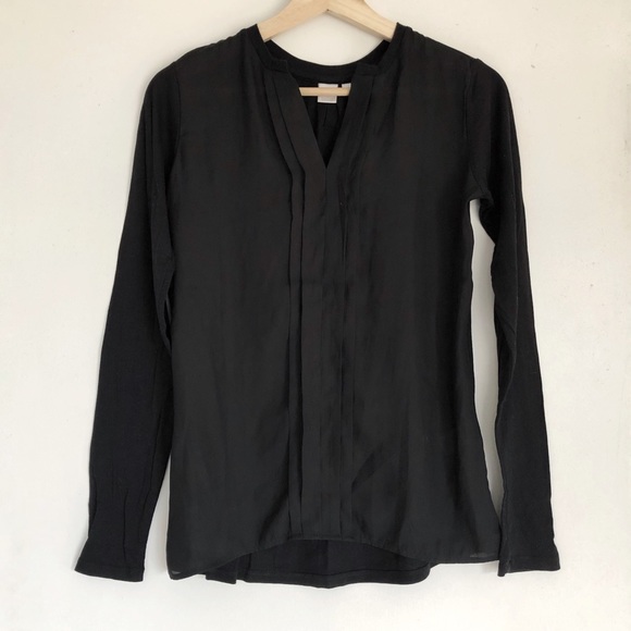 TWIK XS Black Long Sleeve Mixed Fabric Pleated Top - Picture 2 of 15